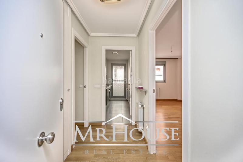 Foto c83a464e-40c7-42bf-8bf4-874213cba48a. Etagenwohnung mit heizung parking pool in Centro Parla