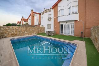 Semi detached house  Goya