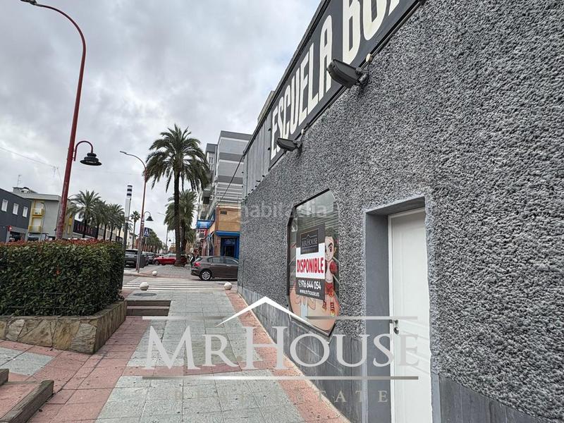 Foto 78d47519-e887-4072-9393-adbbc0492dca. Location local commercial dans Calle Pinto-San Roque Parla