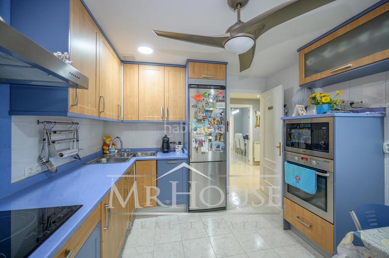 Foto 86455b5e-6966-4804-bcdb-7d57b2511416. Maison jumelée avec chauffage parking piscine dans Fuentebella-San Fermín-El Leguario Parla