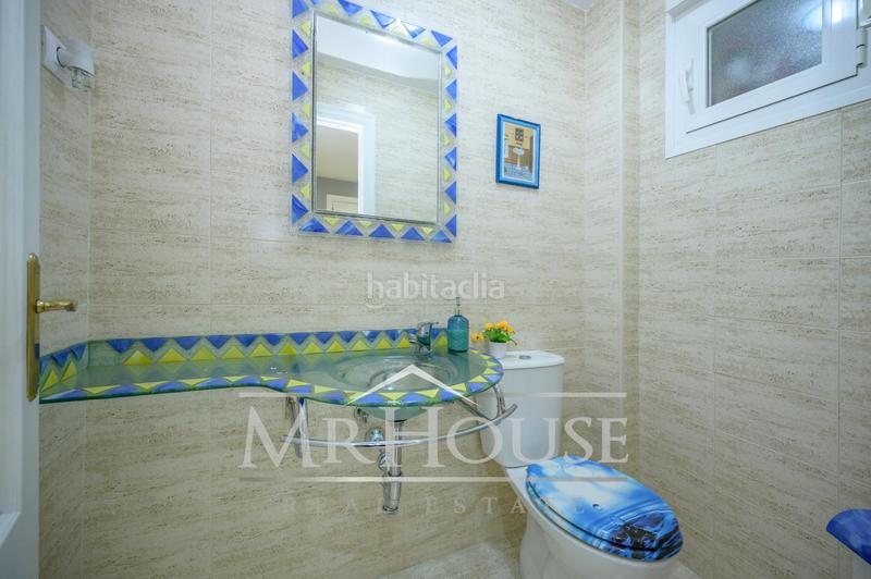 Foto 9fdb6a53-5b1e-4704-a0f7-d9c0b1ba8e52. Reihenhaus mit heizung parking pool in Fuentebella-San Fermín-El Leguario Parla