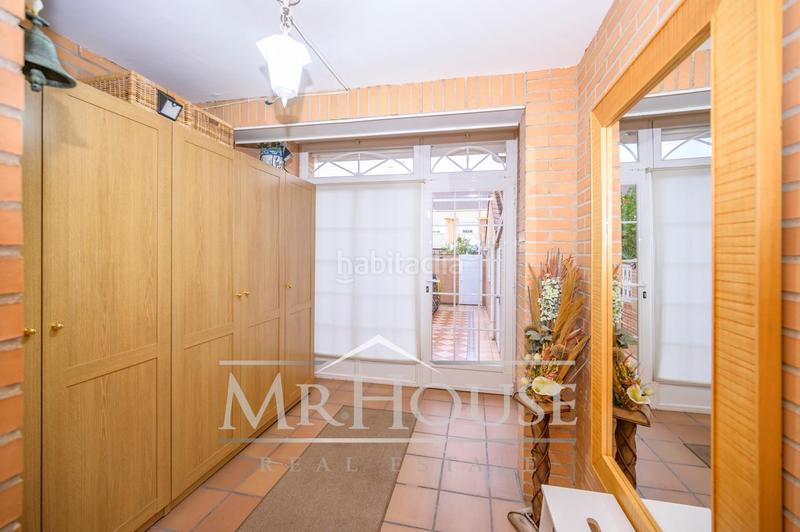 Foto 2974c95e-21ff-41e1-8175-7d2b00944d24. Semi detached house with heating parking pool in Fuentebella-San Fermín-El Leguario Parla