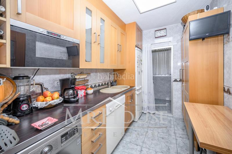 Foto 957d79f1-8c74-45bd-8721-2556b4d19177. Appartement avec chauffage piscine dans Villayuventus-Renfe Parla