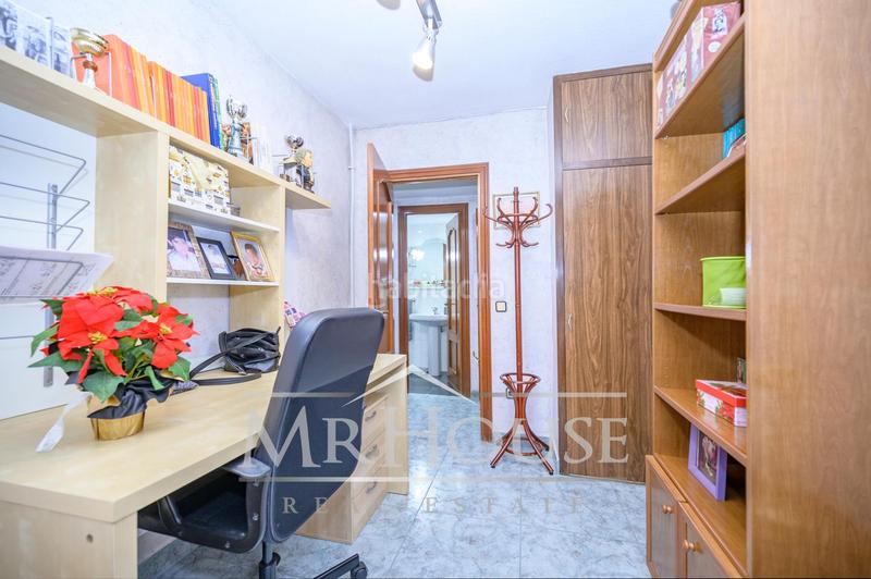 Foto c6613583-7601-4261-9025-34ea321b4ee1. Etagenwohnung mit heizung pool in Villayuventus-Renfe Parla