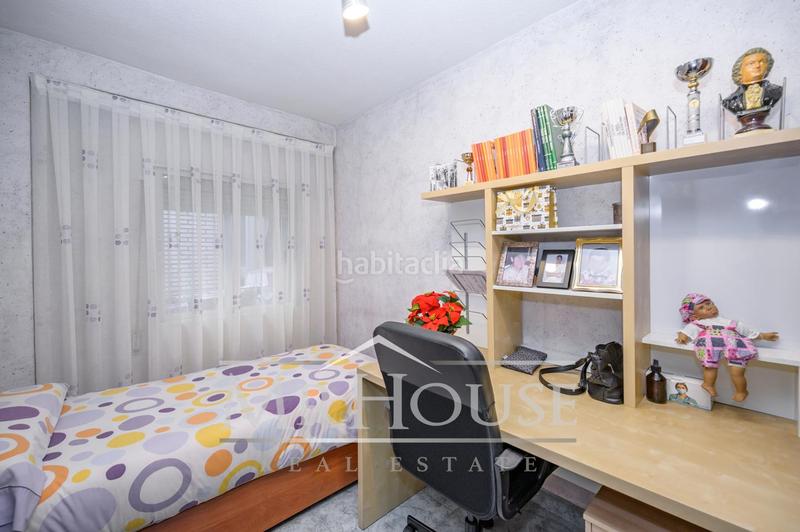 Foto ec0c14e5-2420-4bf3-b97b-9fa0578e2e98. Etagenwohnung mit heizung pool in Villayuventus-Renfe Parla