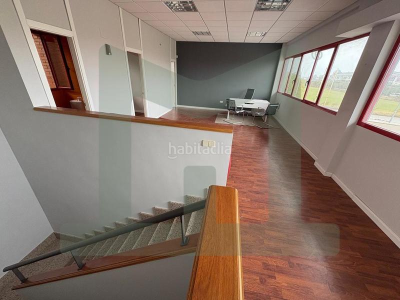 Foto f078d84e-b6f4-4413-bc84-7320b184f961. Location bâtiment à usage industriel dans Griñón