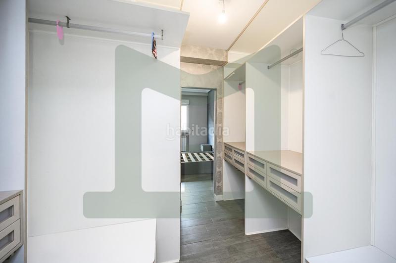 Foto c4fd7c07-f696-41bc-abfd-c1269b2a7429. Doppelhaus mit heizung parking in Centro Parla