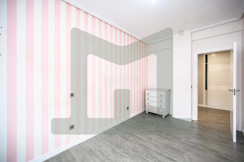 Foto 3dbd1de4-18cc-4c30-9bd5-645e7aa4a17d. Maison jumelée avec chauffage parking dans Centro Parla