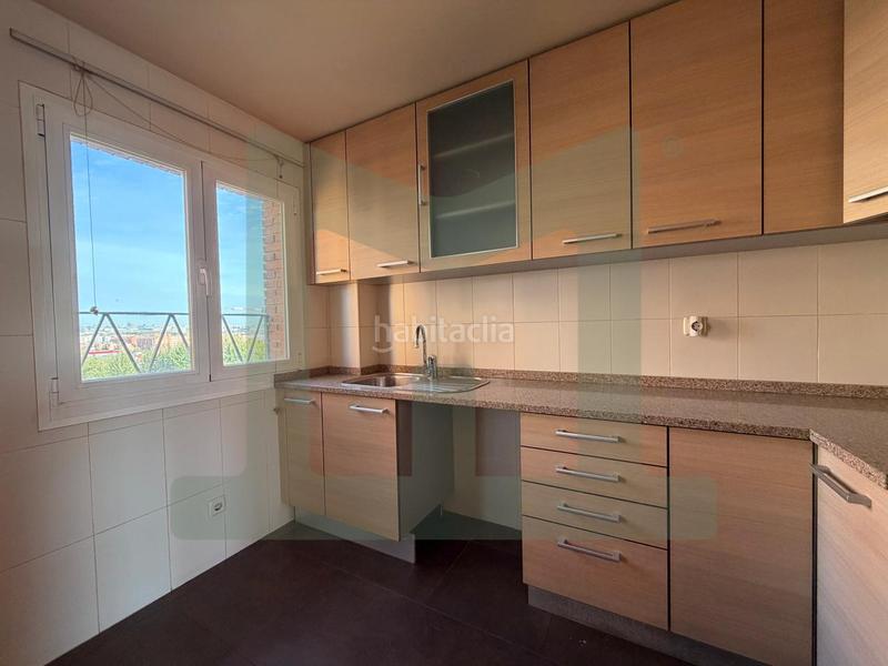 Foto 8397120d-d2b1-4ead-8562-21dcc3e133e3. Appartement avec chauffage dans Los Ángeles Madrid