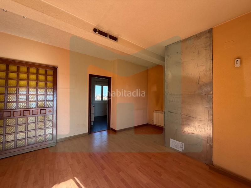 Foto fb2509ae-bd1c-4d23-a2cf-c01319271627. Flat with heating in Los Ángeles Madrid