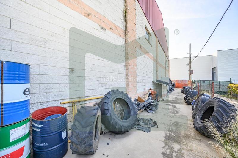 Foto 26c3a4db-0eb3-4caa-af21-898e8280a307. Nave industrial en Griñón