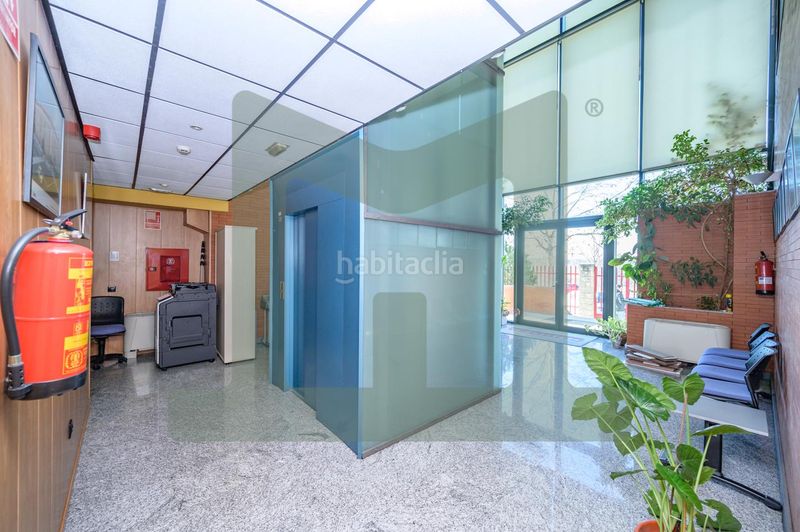 Foto f0270358-8e9c-4c5b-83c1-55a6e269135c. Edificio en La Fortuna Leganés