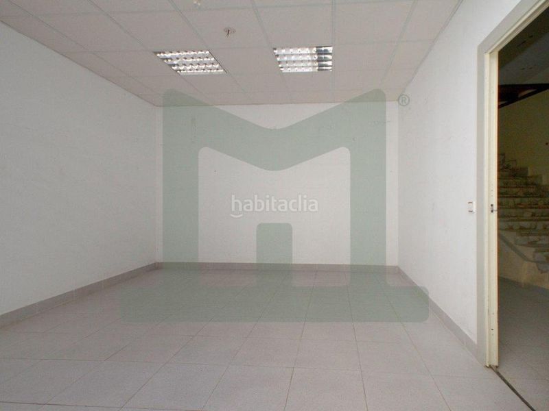 Foto 129734c9-7175-457e-bba5-e34c25ee66f2. Local comercial en Centro Valdemoro
