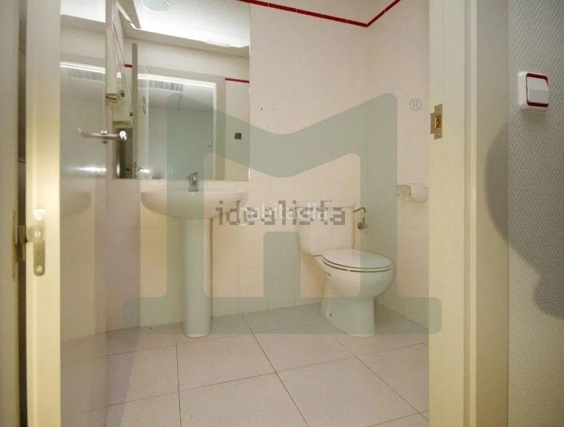 Foto 9a225932-a8e4-4080-a08f-14a57cb29dde. Local comercial en Centro Valdemoro