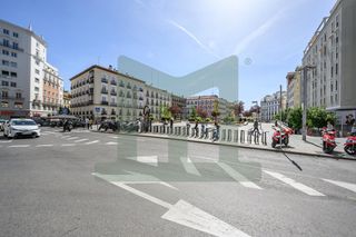 Piso en De san bernardo 5. Piso en venta en calle san bernardo  gran vía