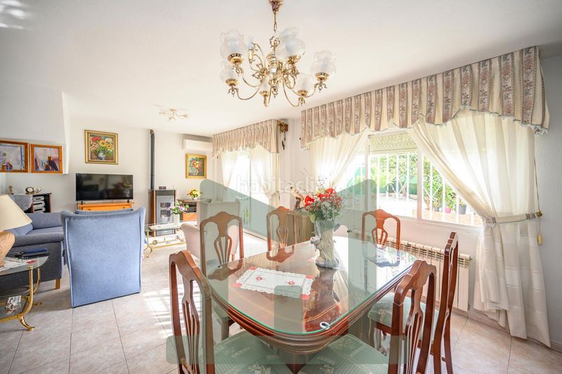 Foto 5b5148a9-cf0f-4b92-a842-f3609df72923. Casa amb calefacció a Las Américas Parla