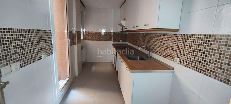 Foto b51e51de-8b44-4a50-9f09-eeac87713095. Pis amb aparcament piscina a Hospital Valdemoro