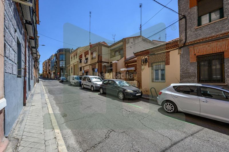 Foto 2a2a29fd-5fc3-42f8-823c-db8e85715a25. Casa en Bellas Vistas Madrid