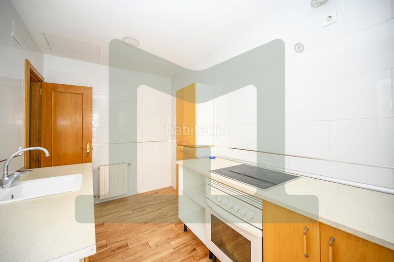 Foto 33af035e-6a5a-4461-9fbc-f8874fa5bfa1. Casa en Bellas Vistas Madrid