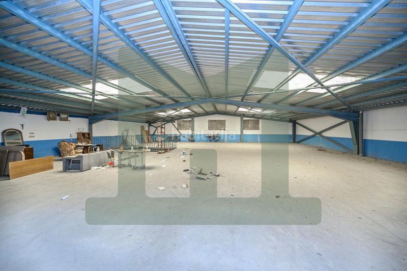 Foto 01ff2be8-5413-4fe6-a88d-ebae7f4d92d2. Nave industrial en Pintores-Ferial Parla