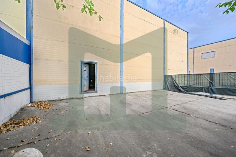 Foto 951c11a4-bea7-4e82-9e00-7d537fb035a0. Nave industrial en Pintores-Ferial Parla