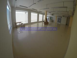 Geschäftsraum in Levantina - Montgavina - Quintmar. Local en venta