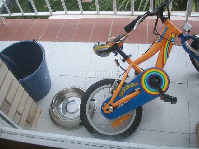 Foto eee97cc2-de25-4fca-bb50-af7535afd94d. Casa aparellada amb calefacció aparcament piscina a Sitges