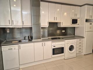 Location Studio  Calle de palencia. Precioso estudio amueblado con terraza de 30 metros y amplio tra
