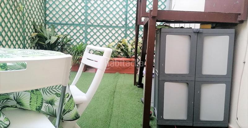 Foto ff63217e-382d-4f30-97d5-6d098415c13d. Alquiler estudio precioso estudio amueblado con terraza de 30 metros y amplio trastero en Madrid