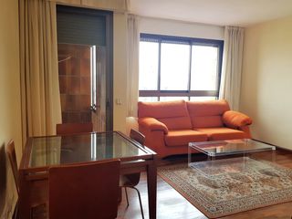 Rent Apartment  Calle de cardenal marcelo spínola. Apartamento amueblado con terraza, plaza de garaje y piscina.