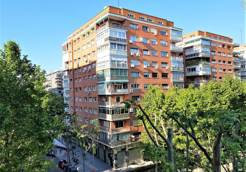 Foto 5bc65a7c-0709-4136-be51-95b58f355241. Lloguer pis amb calefacció a Hispanoamérica-Bernabéu Madrid