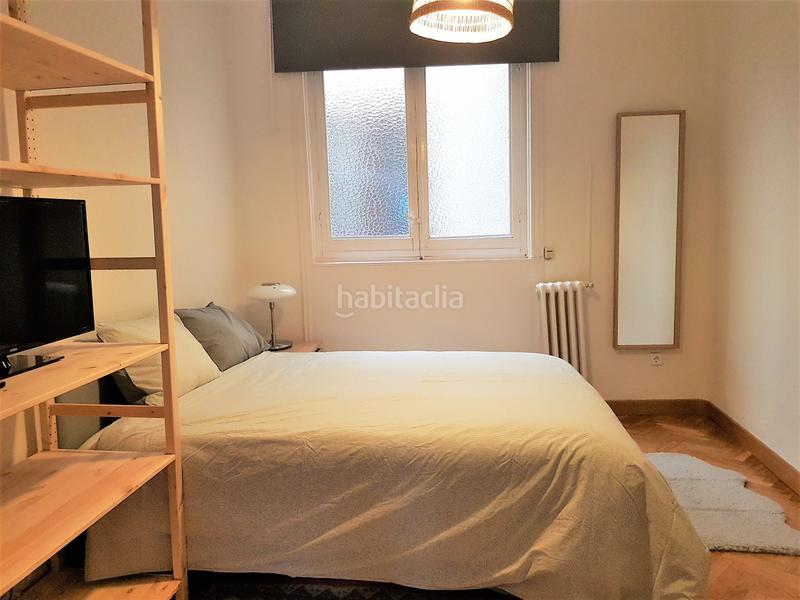 Foto 964bccf2-10e7-43f1-a9ee-73d2227dd2fc. Rent flat with heating in Cortes-Huertas Madrid