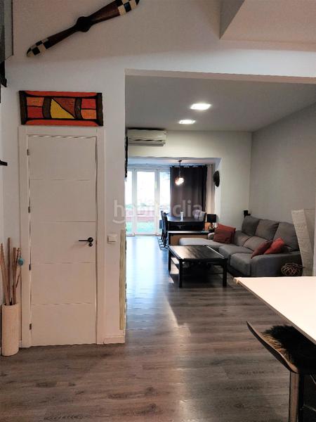 Foto 0c664e00-21f8-4302-b13f-643cdaa47423. Casa adossada amb calefacció aparcament piscina a Madrid