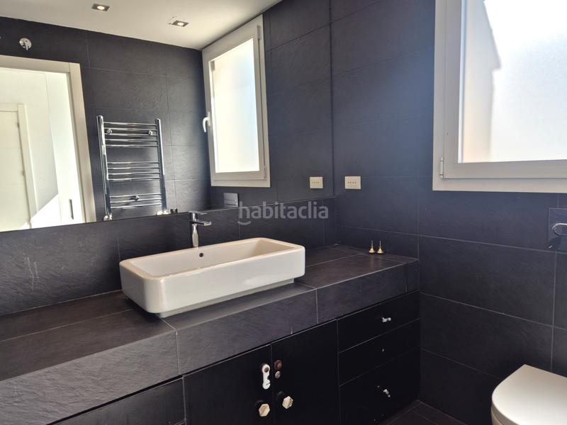 Foto cc50ae61-ccb8-4f35-92fe-96f9282acb60. Casa adossada amb calefacció aparcament piscina a Madrid