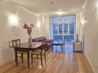 Affitto Piccolo appartamento  Calle de antonio pérez. Apartamento amueblado con plaza de garaje de acceso directo en e