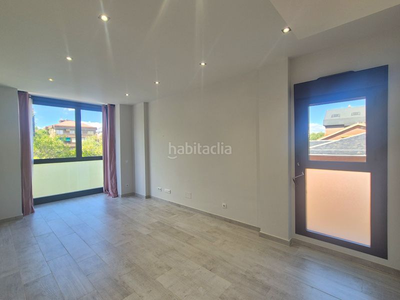 Foto 3c72d89c-2d54-44b6-8b89-1d254280e306. Rent apartment with heating parking pool in Quintana Madrid