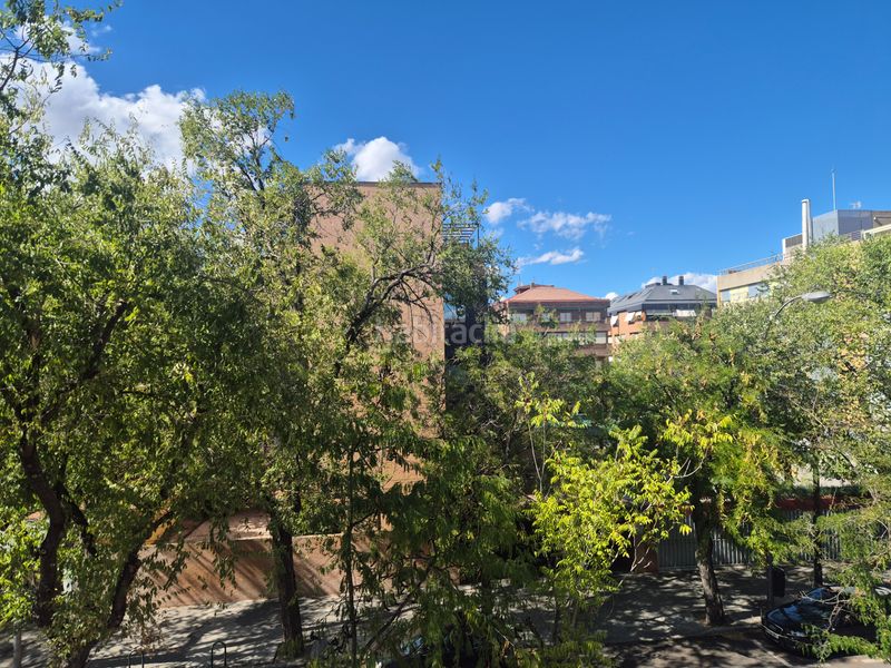 Foto 8ac08cdc-0e25-4448-97aa-5383b283878f. Rent apartment with heating parking pool in Quintana Madrid