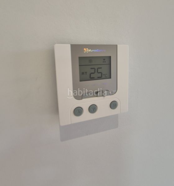 Foto b1961122-0c46-4296-91c5-38f3beb1d258. Rent apartment with heating parking pool in Quintana Madrid