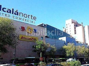 Foto d778a8fc-9a27-4c87-ab9e-01ccaa3f0a6b. Rent apartment with heating parking pool in Quintana Madrid