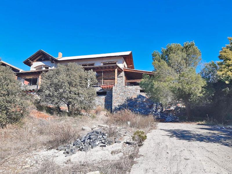 Foto 77eb4c92-c710-43b9-b70d-40a5b88561d0. Chalet dans a-6 22a dans La Berzosilla Torrelodones