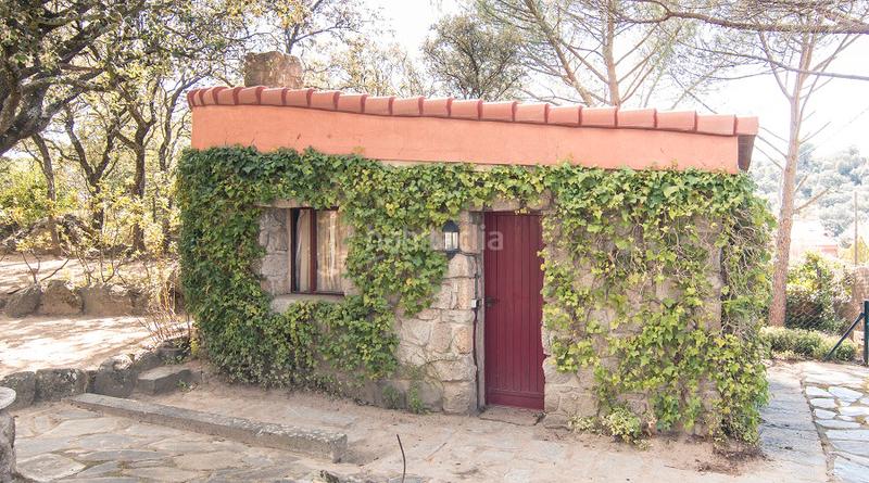 Foto c0116975-eca4-4232-9eae-92fa9f405a17. Chalet avec cheminée chauffage parking piscine dans Torrelodones
