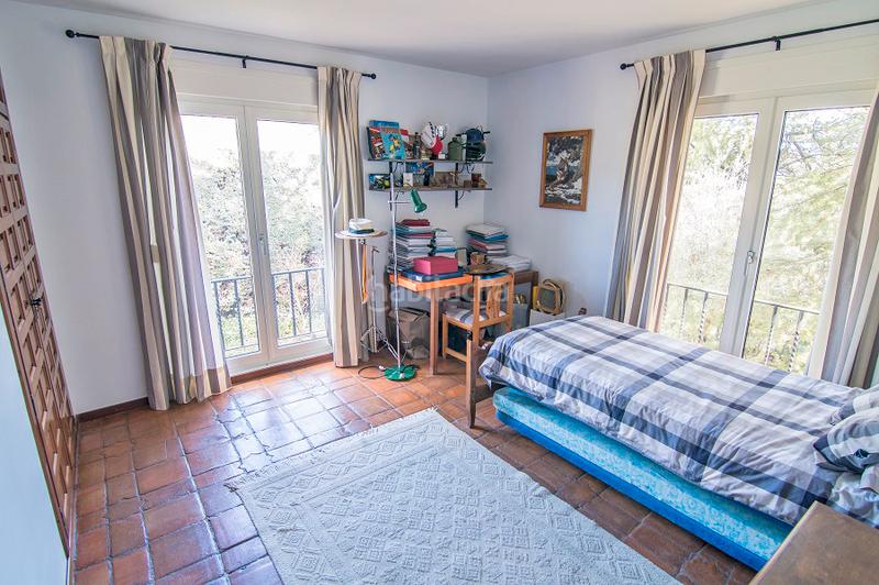 Foto cd58222c-4014-45c9-99e9-457a327c7021. Chalet avec cheminée chauffage parking piscine dans Torrelodones