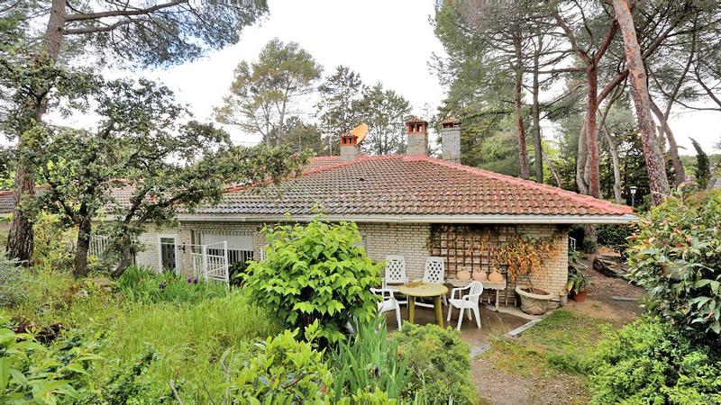 Foto 77809508-9bdc-4ce5-9c83-3cc3a7040b71. Chalet mit kamin heizung parking pool in Las Marías Torrelodones