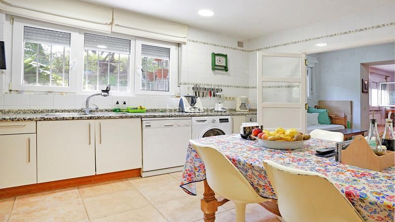 Foto 880892ef-c6dd-4d13-9389-dcd2d1b46f2e. Chalet mit kamin heizung parking pool in Las Marías Torrelodones