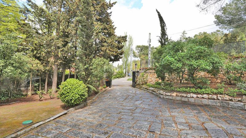 Foto 8bf9e28a-de0f-4ef9-8306-dada4148e4a9. Chalet mit kamin heizung parking pool in Las Marías Torrelodones