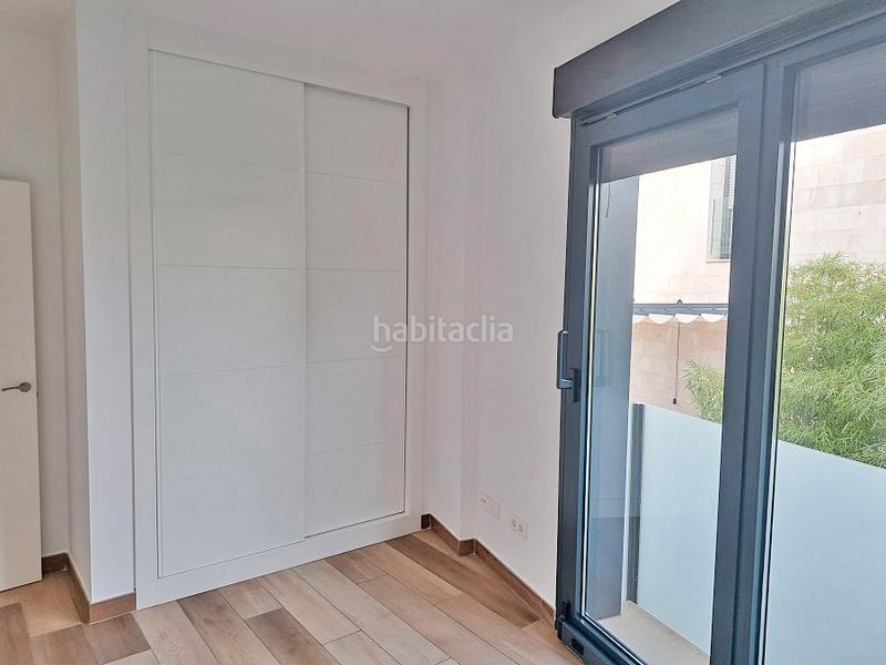 Foto e98e1acb-87aa-4743-bbc1-ad17085368ea. Miete zweistöckige wohnung in calle profesor alonso parra 5 in Torrelodones