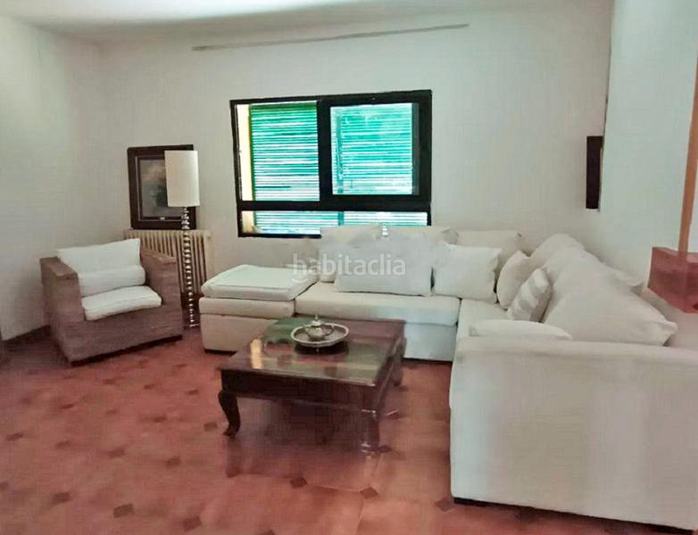 Foto f27dab33-7a92-4812-9b07-5d077c0d8b1c. Xalet a calle cerro de la plata 11 a Navalagamella