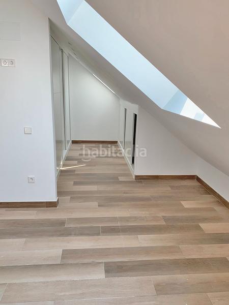 Foto 9c614610-f4cb-4f5d-abc6-46e9d51bf231. Location duplex dans calle profesor alonso parra 5 dans Torrelodones