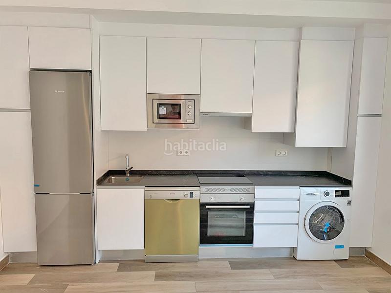 Foto b37d6ebd-2dc9-4d77-b204-7ca4fe454521. Location duplex dans calle profesor alonso parra 5 dans Torrelodones