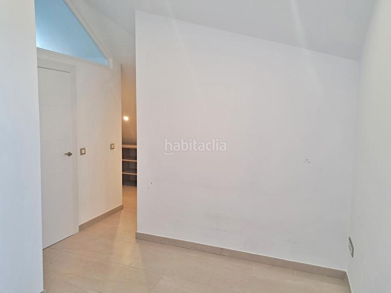 Foto c5a88e31-fc0f-4372-a6f6-f3c312627055. Miete zweistöckige wohnung in camino de valladolid 6 in Torrelodones